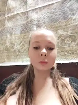 Snapshot of Ekaterina27 chatting on 26, 2, 2026 Ekaterina27 online show from 26, 2, 2026