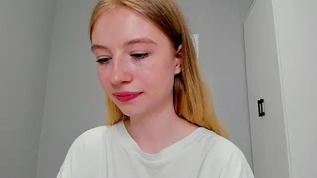 Snapshot of minidivaa_ chatting on 24, 1, 2025 minidivaa  online show from 24, 1, 2025