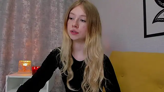 Snapshot of minidivaa_ chatting on 21, 2, 2025 minidivaa  online show from 21, 2, 2025