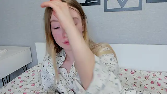 Snapshot of minidivaa_ chatting on 1, 3, 2025 minidivaa  online show from 1, 3, 2025