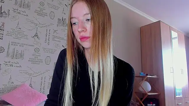 Snapshot of minidivaa_ chatting on 12, 9, 2025 minidivaa  online show from 12, 9, 2025