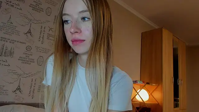 Snapshot of minidivaa_ chatting on 16, 9, 2025 minidivaa  online show from 16, 9, 2025