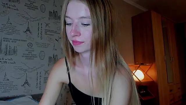 Snapshot of minidivaa_ chatting on 22, 9, 2025 minidivaa  online show from 22, 9, 2025