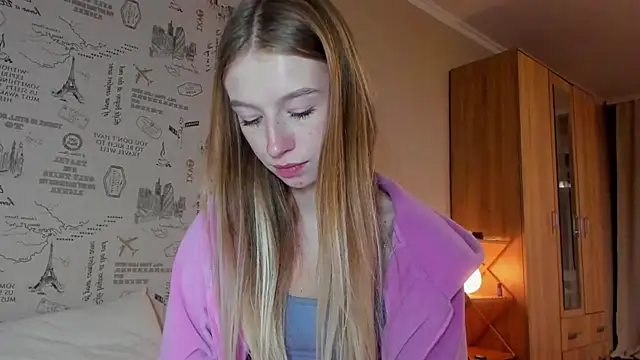 Snapshot of minidivaa_ chatting on 14, 10, 2025 minidivaa  online show from 14, 10, 2025