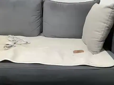 4small4inchlol online show from 19, 3, 2025