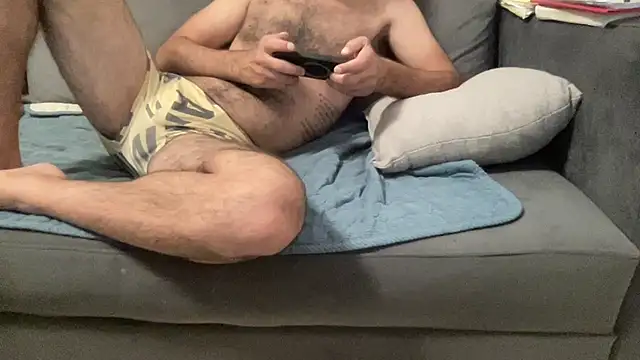 4small4inchlol online show from 9, 7, 2026