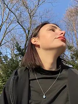 SandraCarter online show from 13, 2, 2025