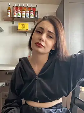 SandraCarter online show from 28, 2, 2025