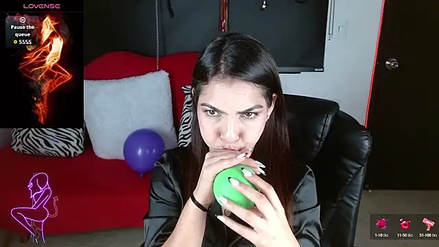 Carolaine69  online show from 15, 9, 2025