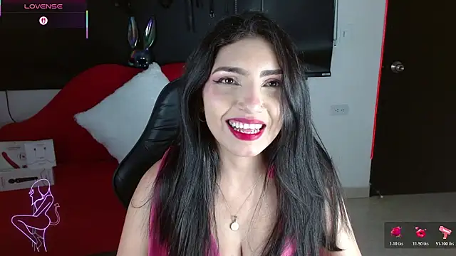 Carolaine69  online show from 18, 6, 2026