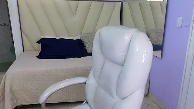 Sexy paradise18  online show from 31, 12, 2024