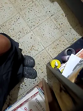 Snapshot of HARRISXN777 chatting on 16, 12, 2025 HARRISXN777 online show from 16, 12, 2025