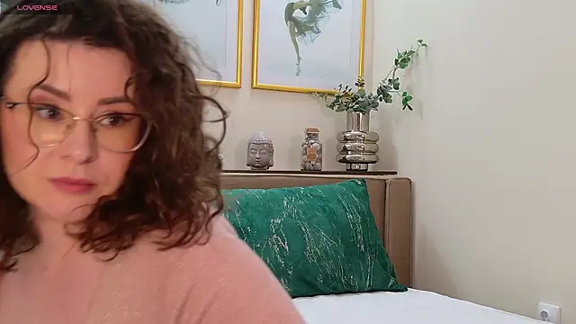 Snapshot of JESSYKA chatting on 31, 1, 2025 JESSYKA online show from 31, 1, 2025