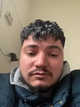 Snapshot of nik99xxx chatting on 3, 1, 2025 nik99xxx online show from 3, 1, 2025