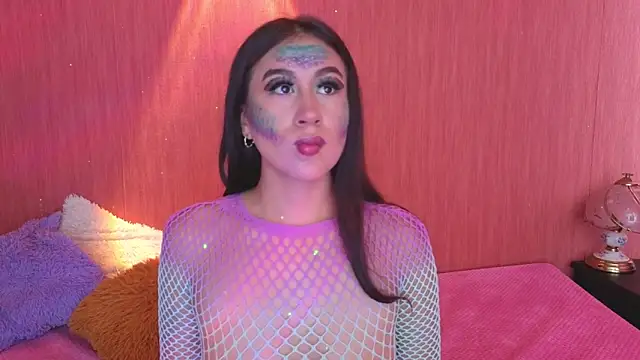 EmiGomez  online show from 27, 10, 2025