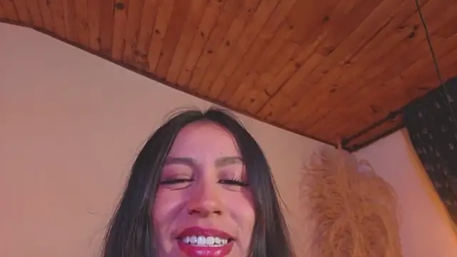 EmiGomez  online show from 5, 7, 2026