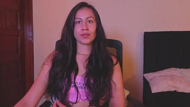 EmiGomez  online show from 12, 7, 2026