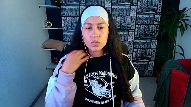 EmiGomez  online show from 21, 7, 2026