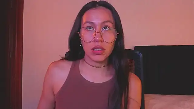 EmiGomez  online show from 24, 7, 2026