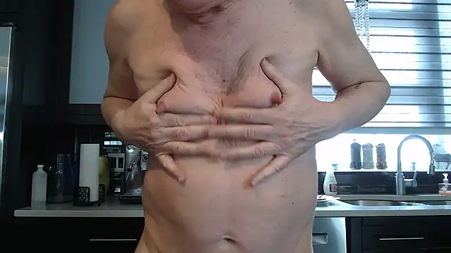 Toy-Daddy online show from 5, 3, 2025