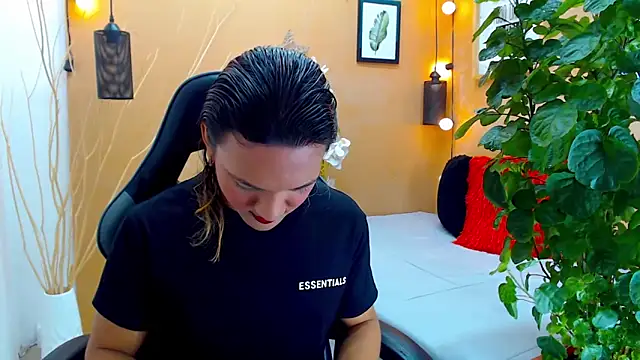 aslyhernandez 7 online show from 18, 9, 2025