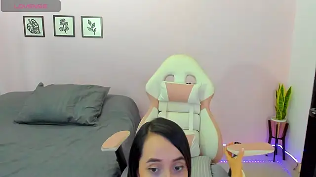 sophie pazz online show from 6, 8, 2026