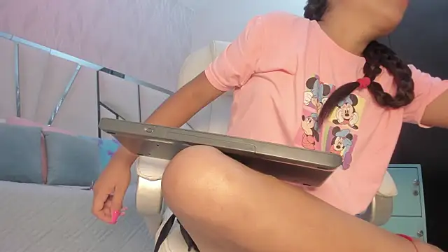 Victoriaa millers online show from 20, 7, 2026