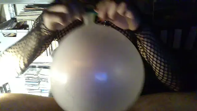 P4RtYBOII92 online show from 16, 11, 2025