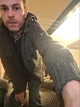 Snapshot of steb1980 chatting on 29, 3, 2026 steb1980 online show from 29, 3, 2026