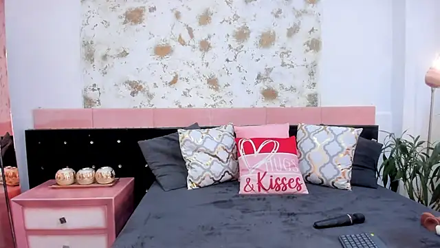 BERGINY  online show from 11, 3, 2025