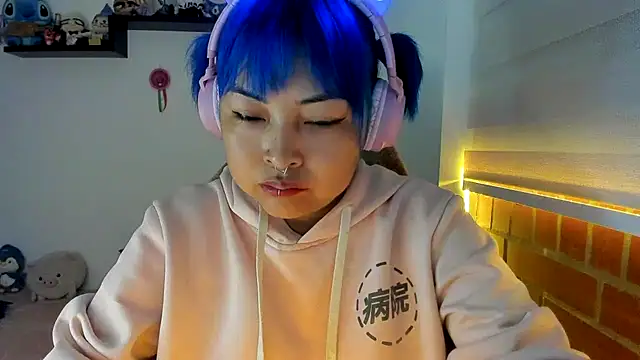 Shaddycute  online show from 21, 10, 2025