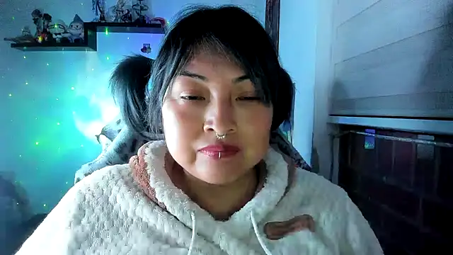 Shaddycute  online show from 19, 5, 2026