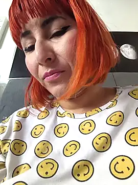 Snapshot of florecita9 chatting on 28, 10, 2025 florecita9 online show from 28, 10, 2025