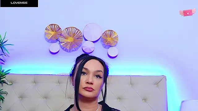 DaliyaArabian online show from 7, 3, 2025