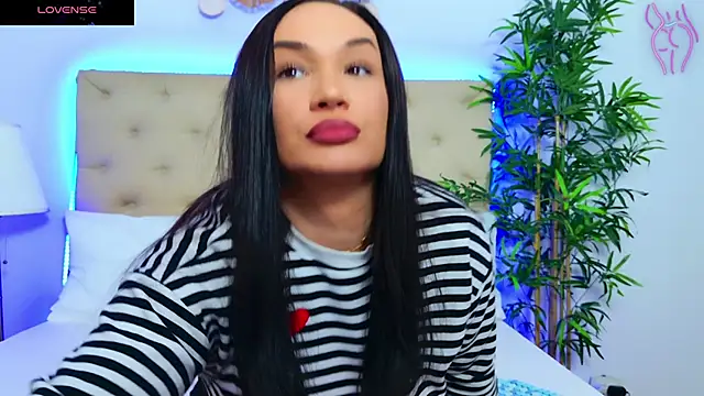 DaliyaArabian online show from 9, 10, 2025