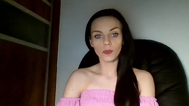 Snapshot of CassieSensual chatting on 7, 3, 2025 CassieSensual online show from 7, 3, 2025