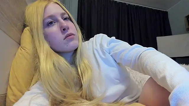 lola forever online show from 20, 12, 2024