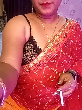 Snapshot of ella_mariya chatting on 9, 12, 2024 ella mariya online show from 9, 12, 2024