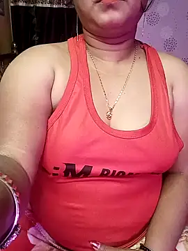 Snapshot of ella_mariya chatting on 21, 12, 2024 ella mariya online show from 21, 12, 2024