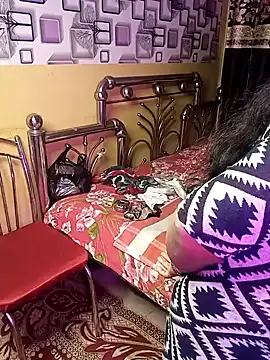 Snapshot of ella_mariya chatting on 4, 1, 2025 ella mariya online show from 4, 1, 2025