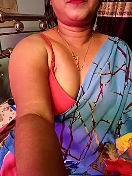 Snapshot of ella_mariya chatting on 19, 2, 2025 ella mariya online show from 19, 2, 2025