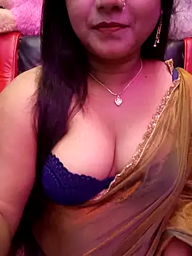 Snapshot of ella_mariya chatting on 4, 10, 2025 ella mariya online show from 4, 10, 2025