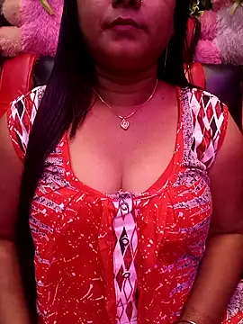 Snapshot of ella_mariya chatting on 24, 10, 2025 ella mariya online show from 24, 10, 2025