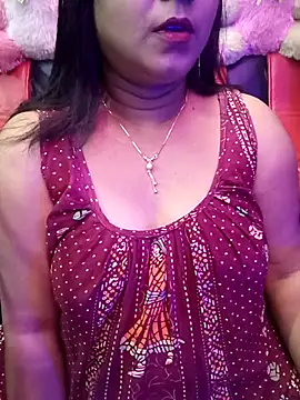 Snapshot of ella_mariya chatting on 30, 11, 2025 ella mariya online show from 30, 11, 2025