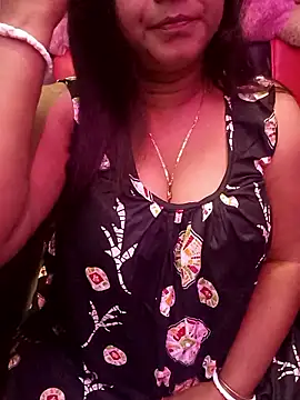 Snapshot of ella_mariya chatting on 13, 1, 2026 ella mariya online show from 13, 1, 2026