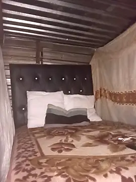 hoittytoittyxx online show from 4, 3, 2026