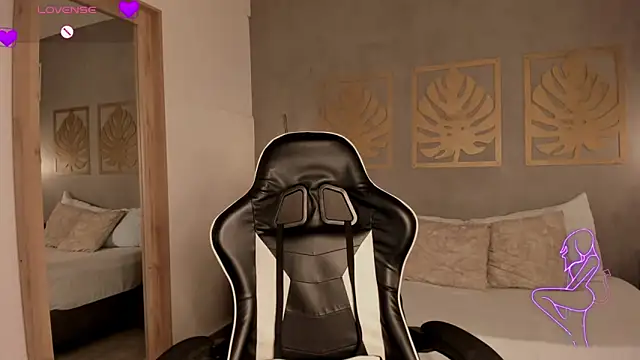 caro03x online show from 10, 4, 2026