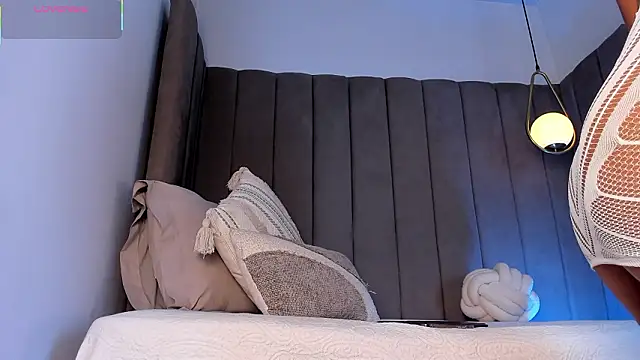 Elise Diamond online show from 9, 3, 2026