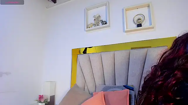 vahiolet fuentes online show from 21, 3, 2026