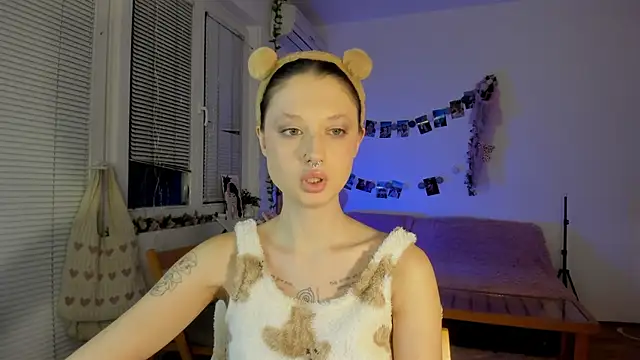 Jenny darling love online show from 8, 1, 2025